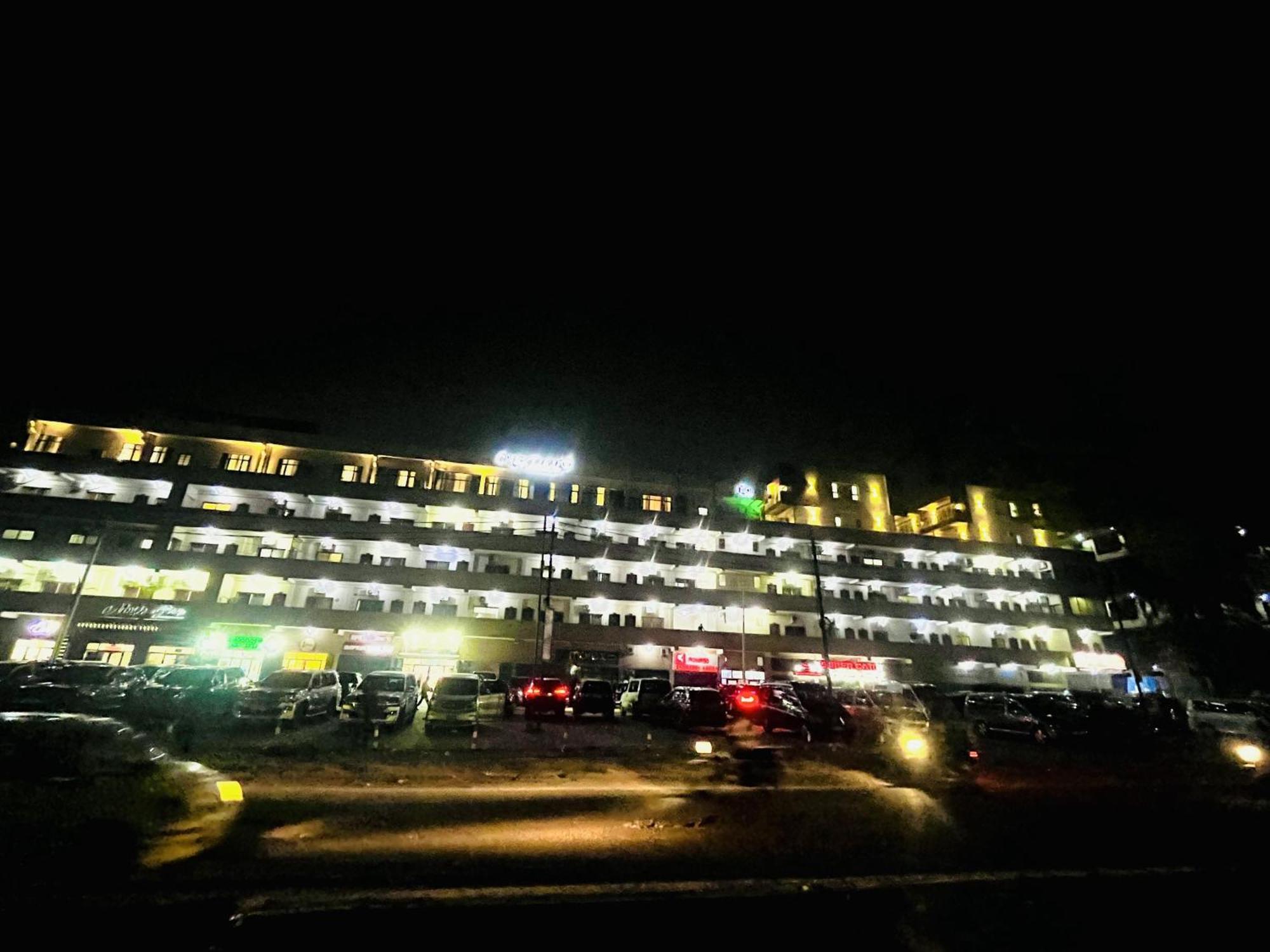 H&H Hotel Kinshasa Ngoại thất bức ảnh