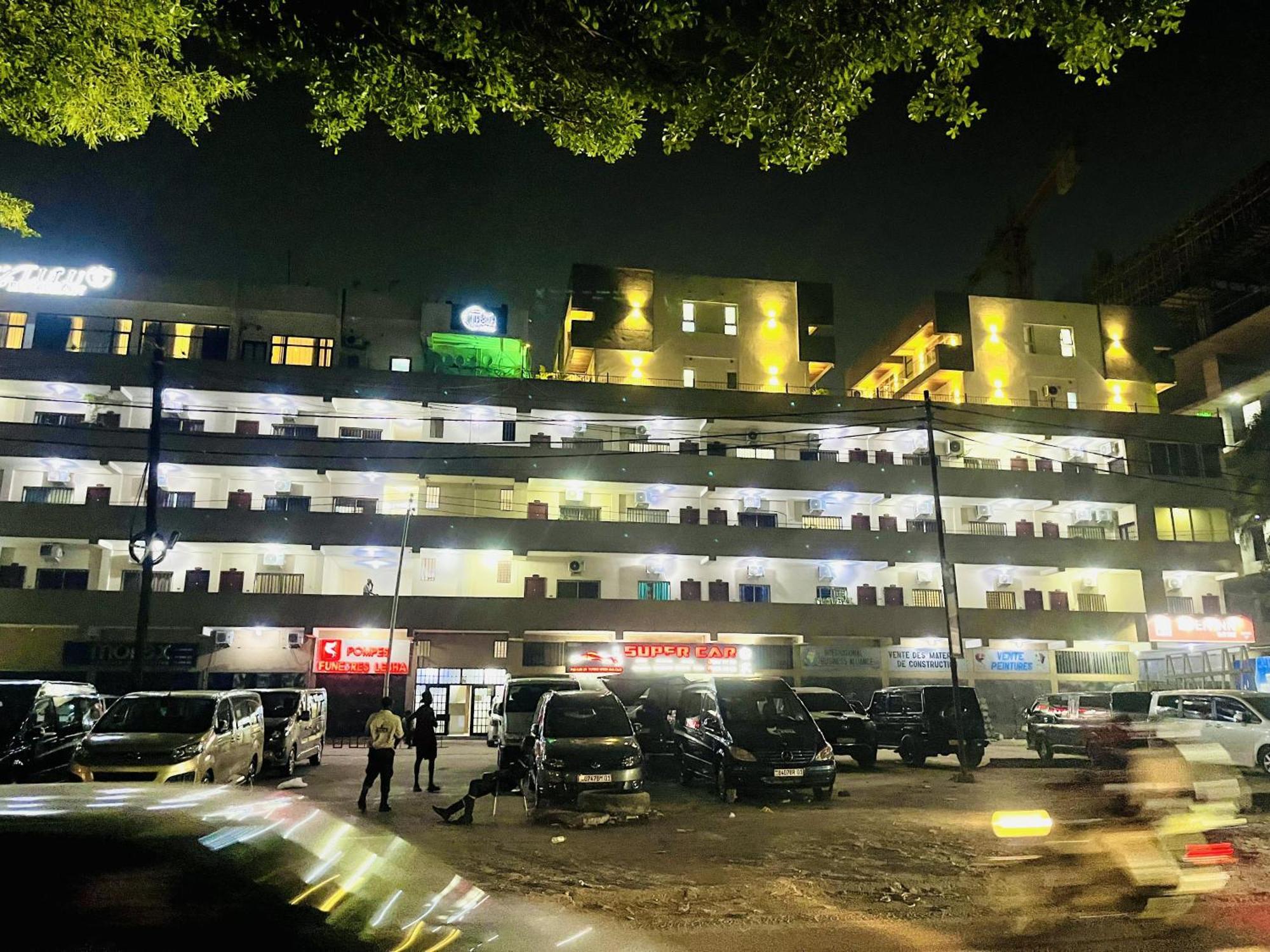 H&H Hotel Kinshasa Ngoại thất bức ảnh