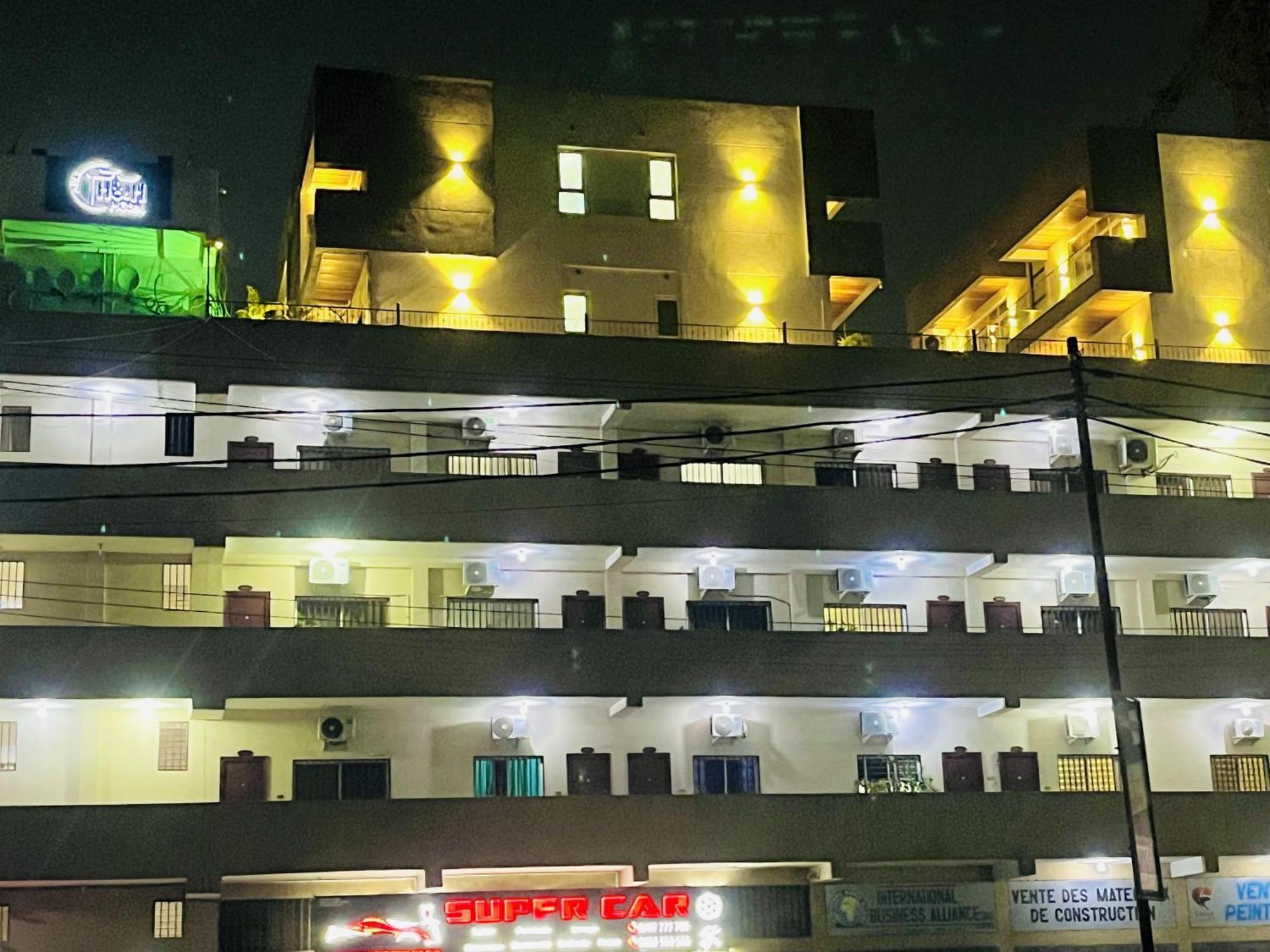 H&H Hotel Kinshasa Ngoại thất bức ảnh