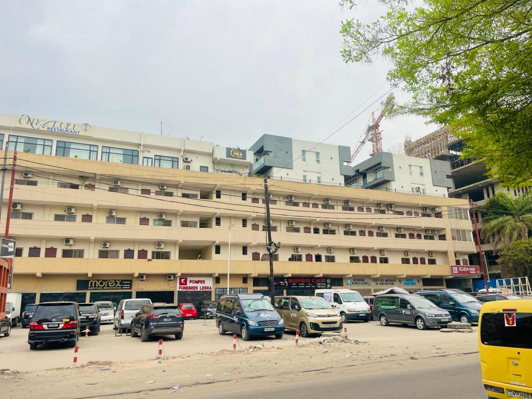 H&H Hotel Kinshasa Ngoại thất bức ảnh
